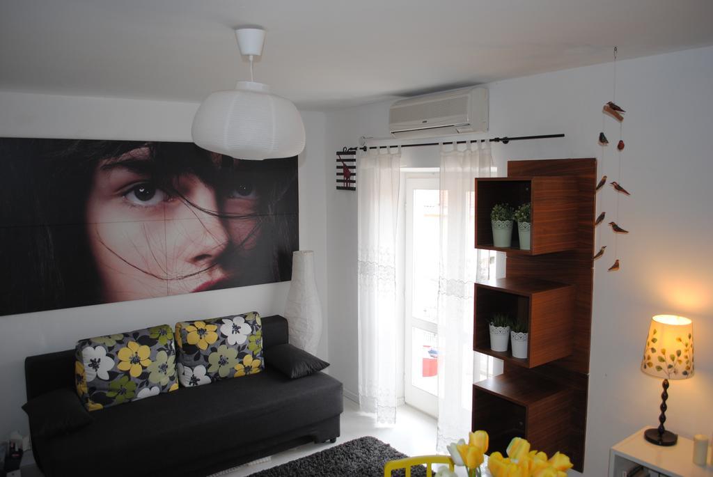 Apartment Optimist Makarska