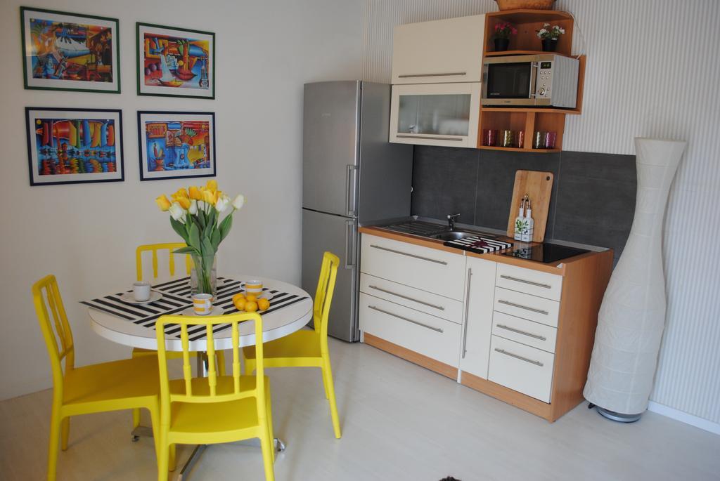 Apartment Optimist *